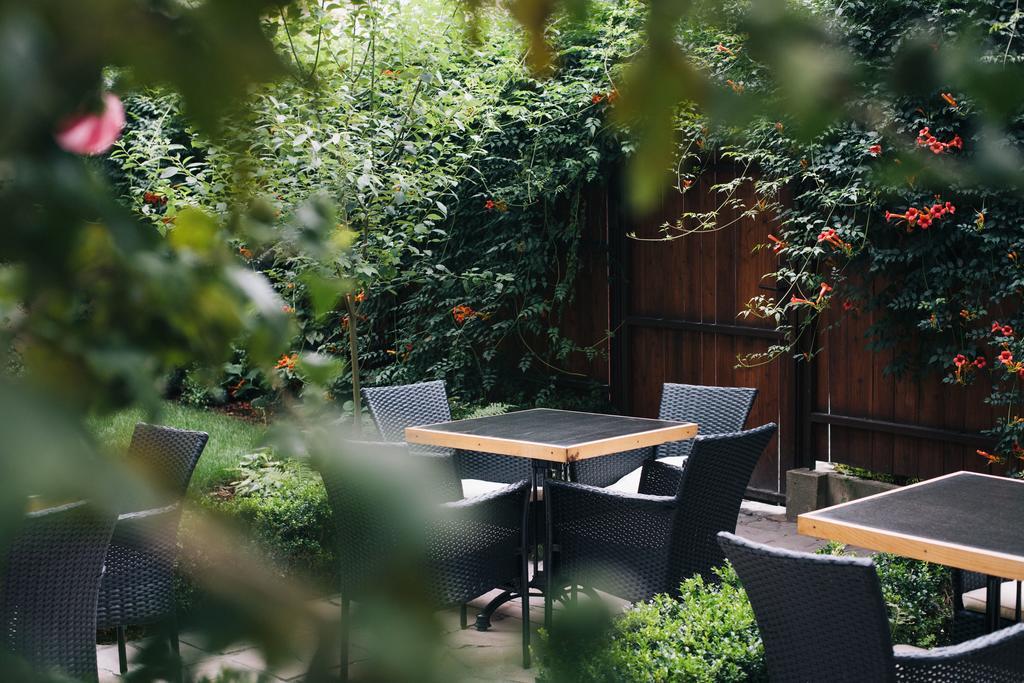 Ingo Aparthotel Krakow Bagian luar foto